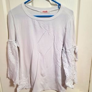 White lace sleeved top